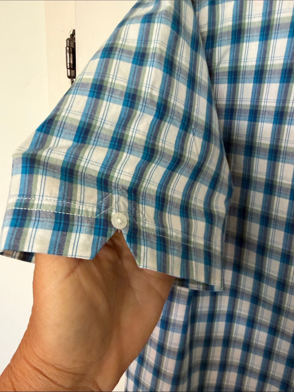 Ben Sherman Blue and White Plaid Short-Sleeve Button-Down Shirt - Picture 4 of 11
